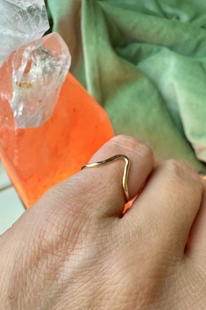 Wellenring „Gold Flow“ – für kleinen Finger oder Zeh – Bild 2