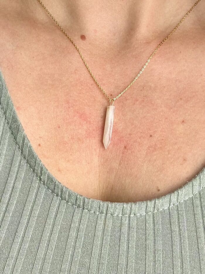 "Moon Clarity" Ceylon Mondstein Spitze mit Kette - Gleichgewicht – Bild 4