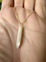"Moon Clarity" Ceylon Mondstein Spitze mit Kette - Gleichgewicht