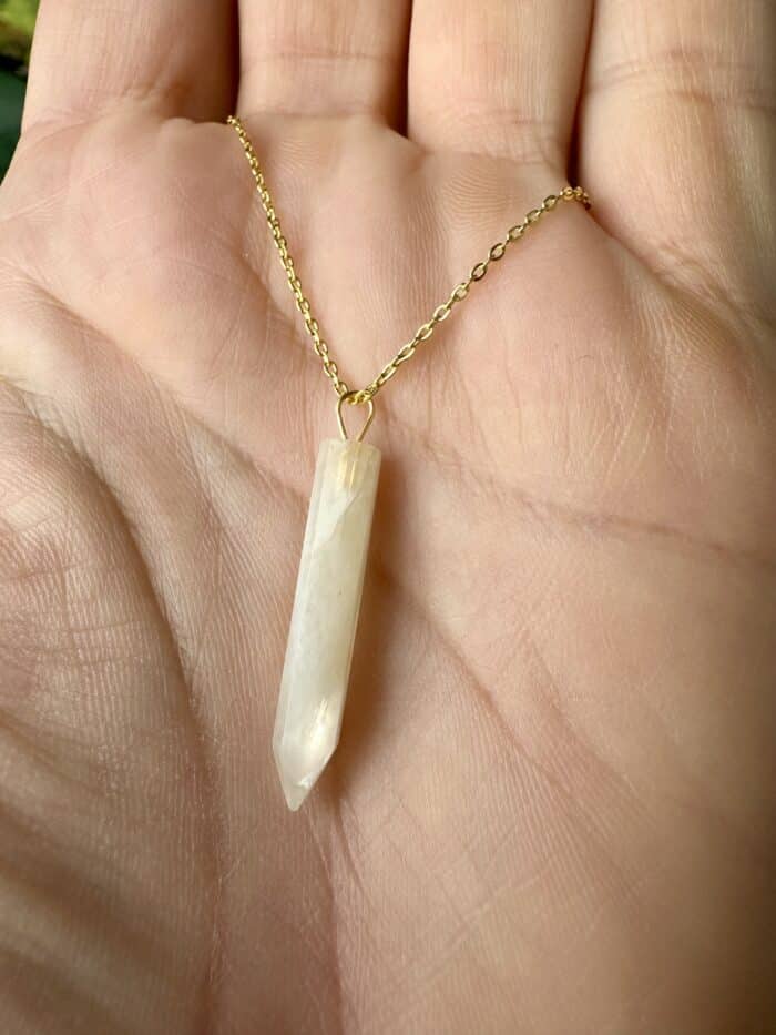 "Moon Clarity" Ceylon Mondstein Spitze mit Kette - Gleichgewicht – Bild 1