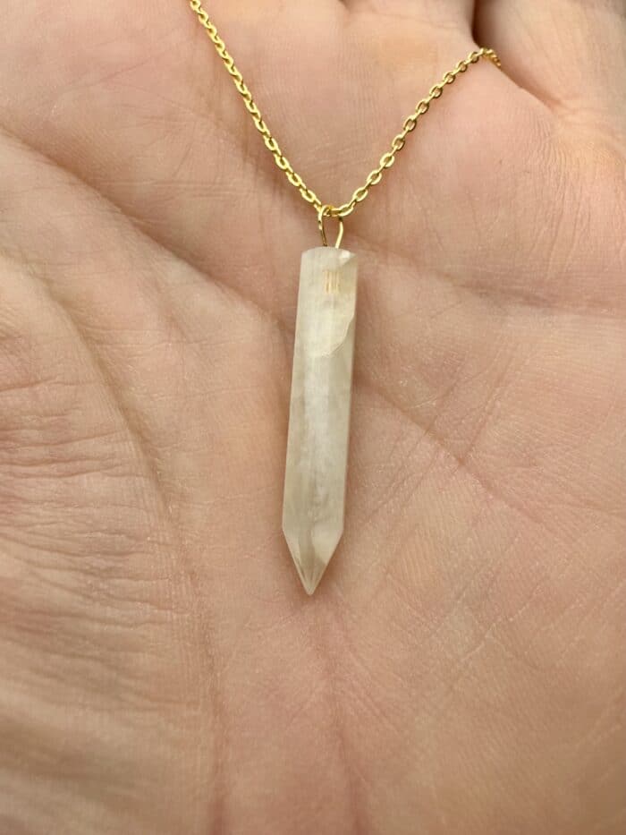 "Moon Clarity" Ceylon Mondstein Spitze mit Kette - Gleichgewicht – Bild 5