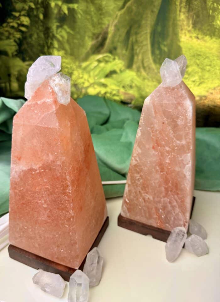 Lampe: Salzobelisk mit Bergkristallspitzen – Energiepyramide des Lichts – Bild 16