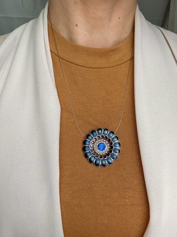 Blue Eye of Light – Amulettkette mit blauem Saphir-Zirkonia – Bild 4