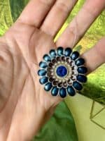 Blue Eye of Light – Amulettkette mit blauem Saphir-Zirkonia – Bild 3
